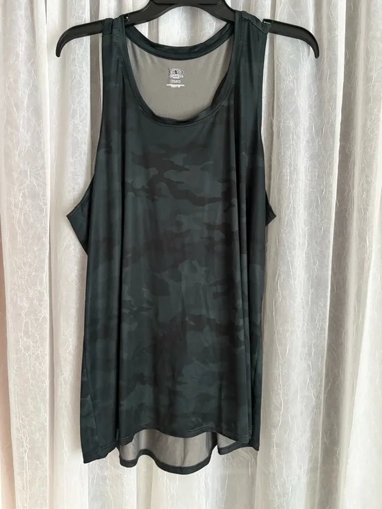 Athletic Works Black Performance Top and Shorts - Picture 2 of 3